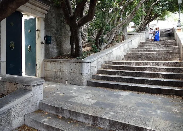 Ivo's Garden Apartment, Near The Old Town * Dubrovnik