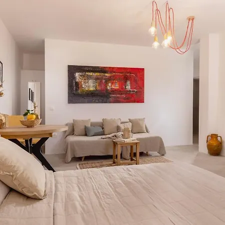 Ivo's Garden Apartment, Near The Old Town Apartamento *